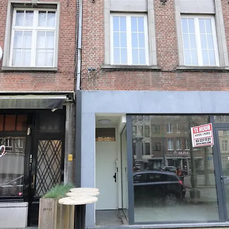 Historic City Centre At Vrijdagmarkt 18 C2 Apartamento